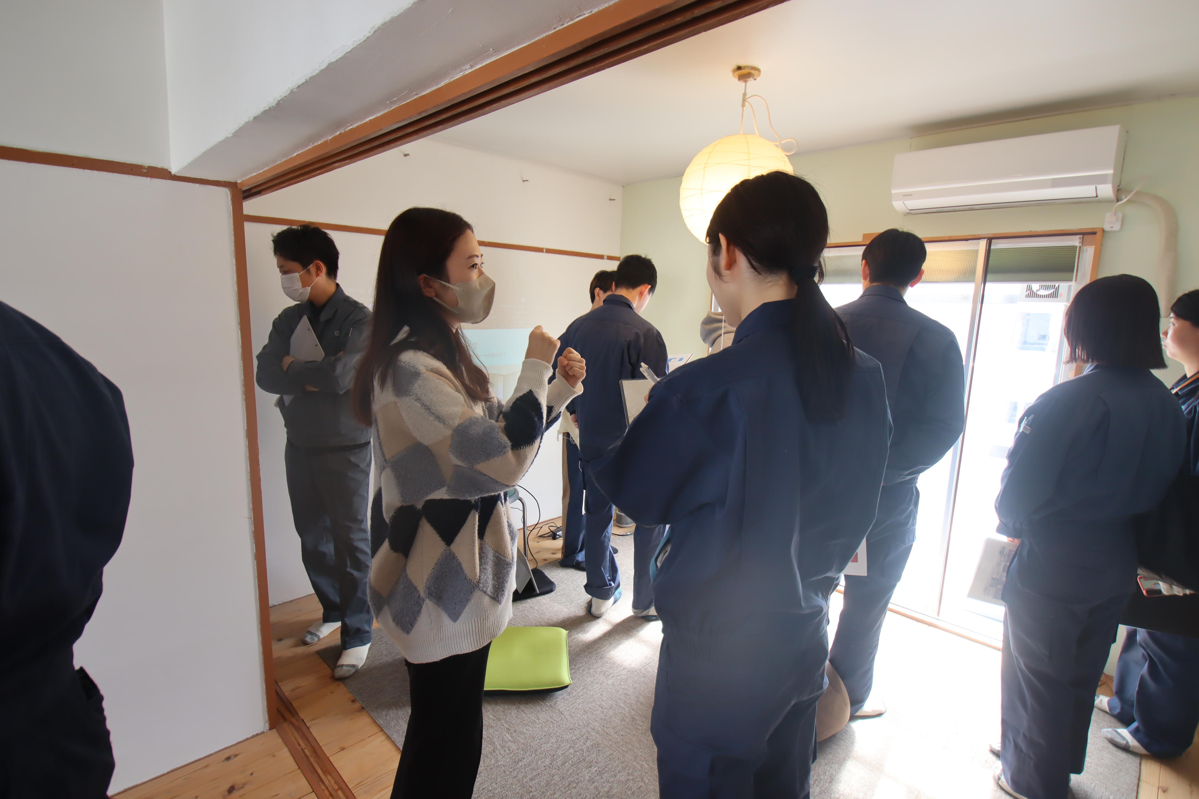 12工芸大改修住戸見学.JPG