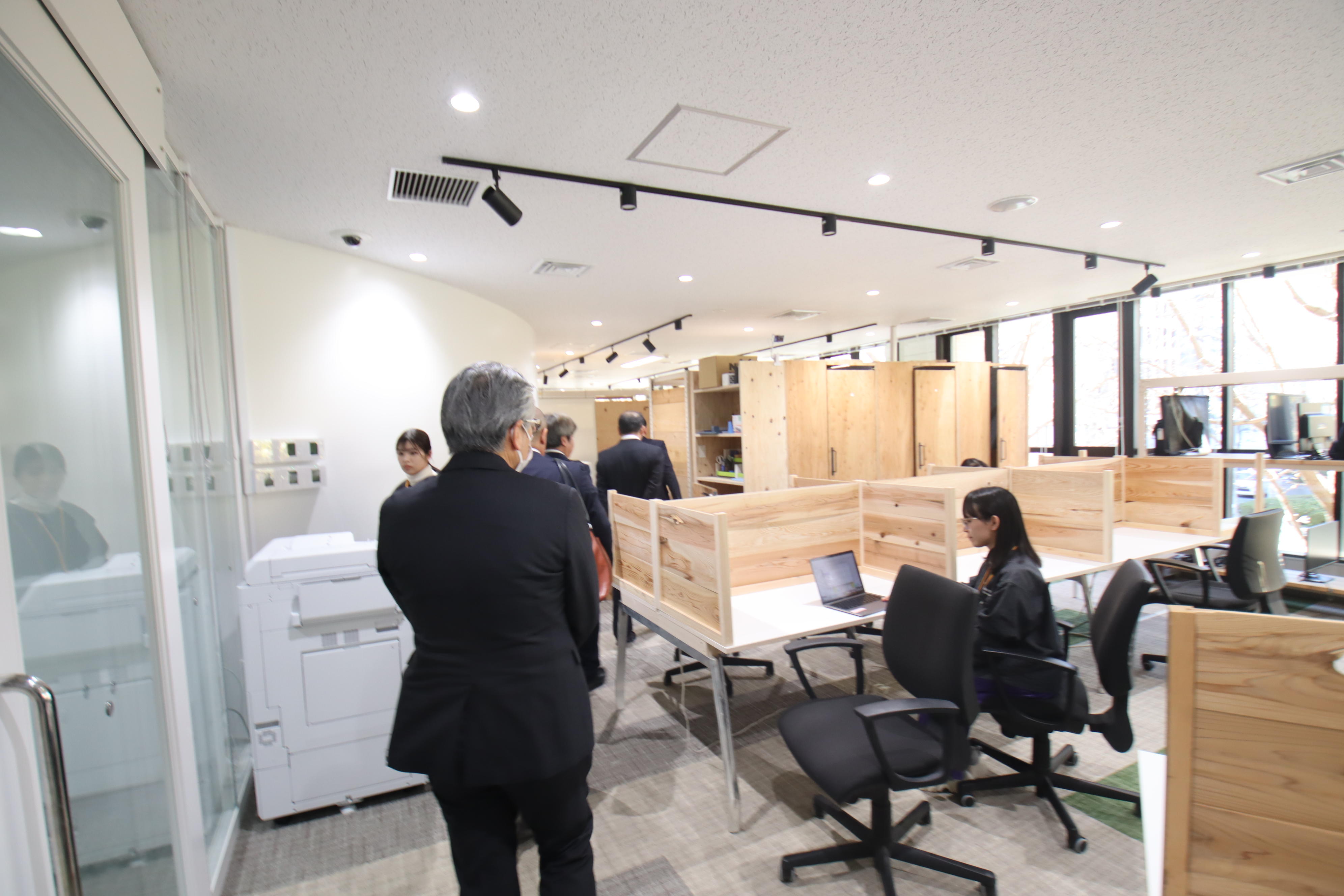 08massmass見学 (1).JPG