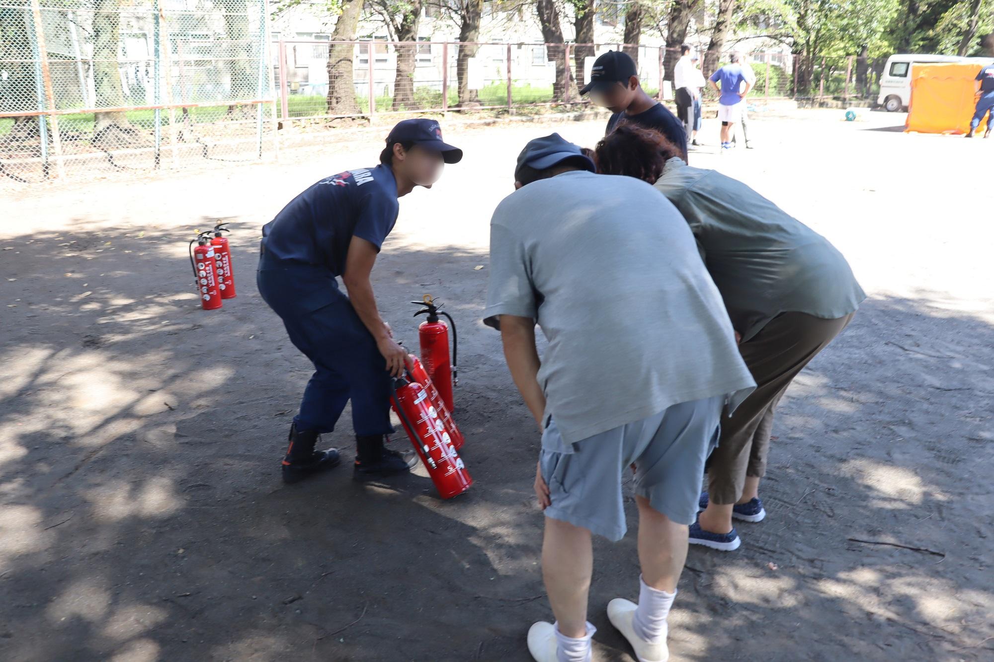 15消火器体験.JPG
