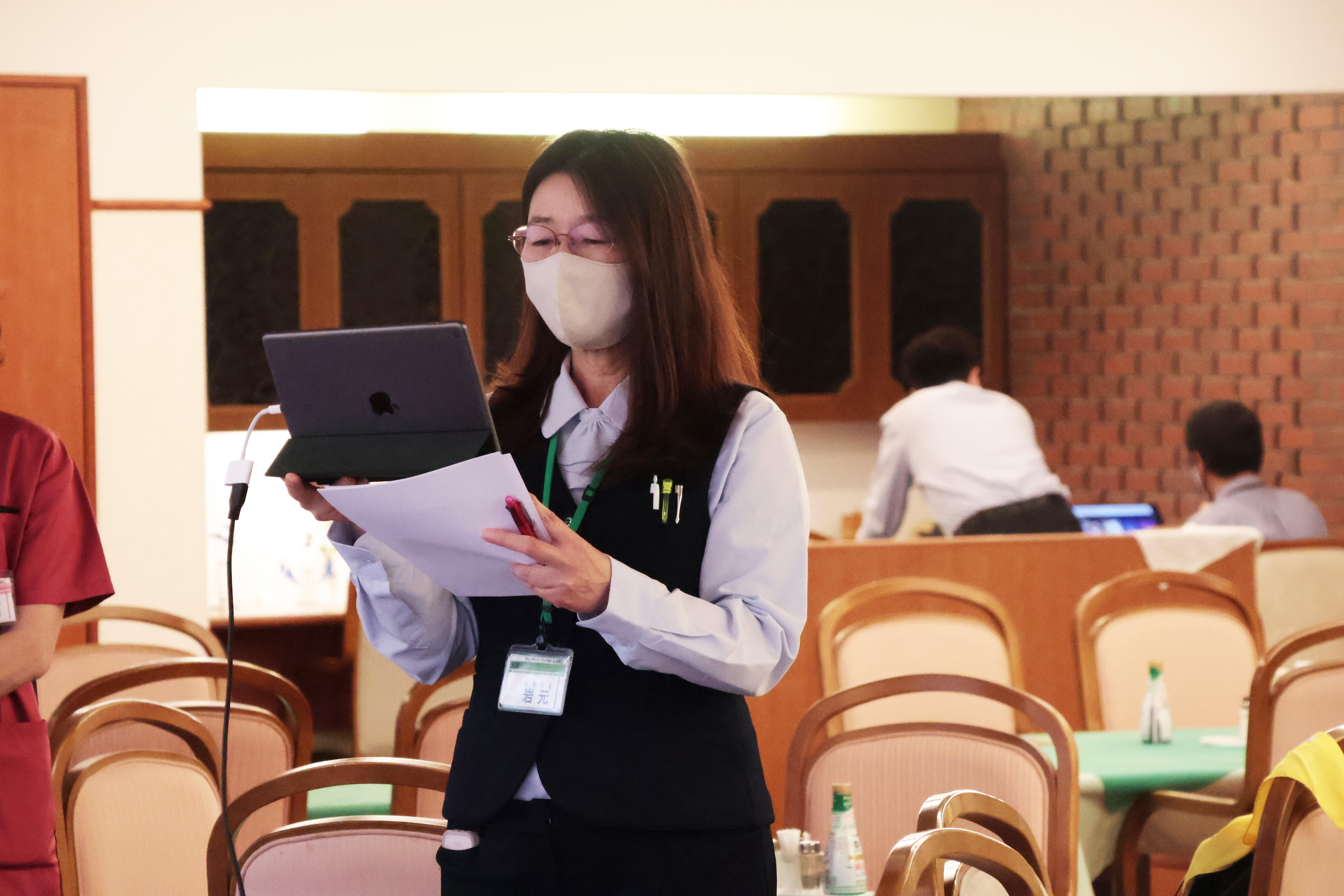 岩元支配人挨拶.JPG