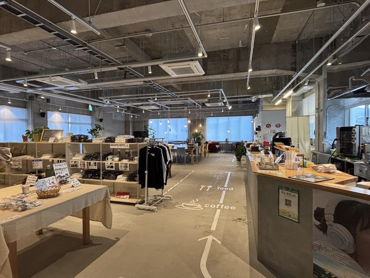 05輪島市役所2階のカフェ.JPG