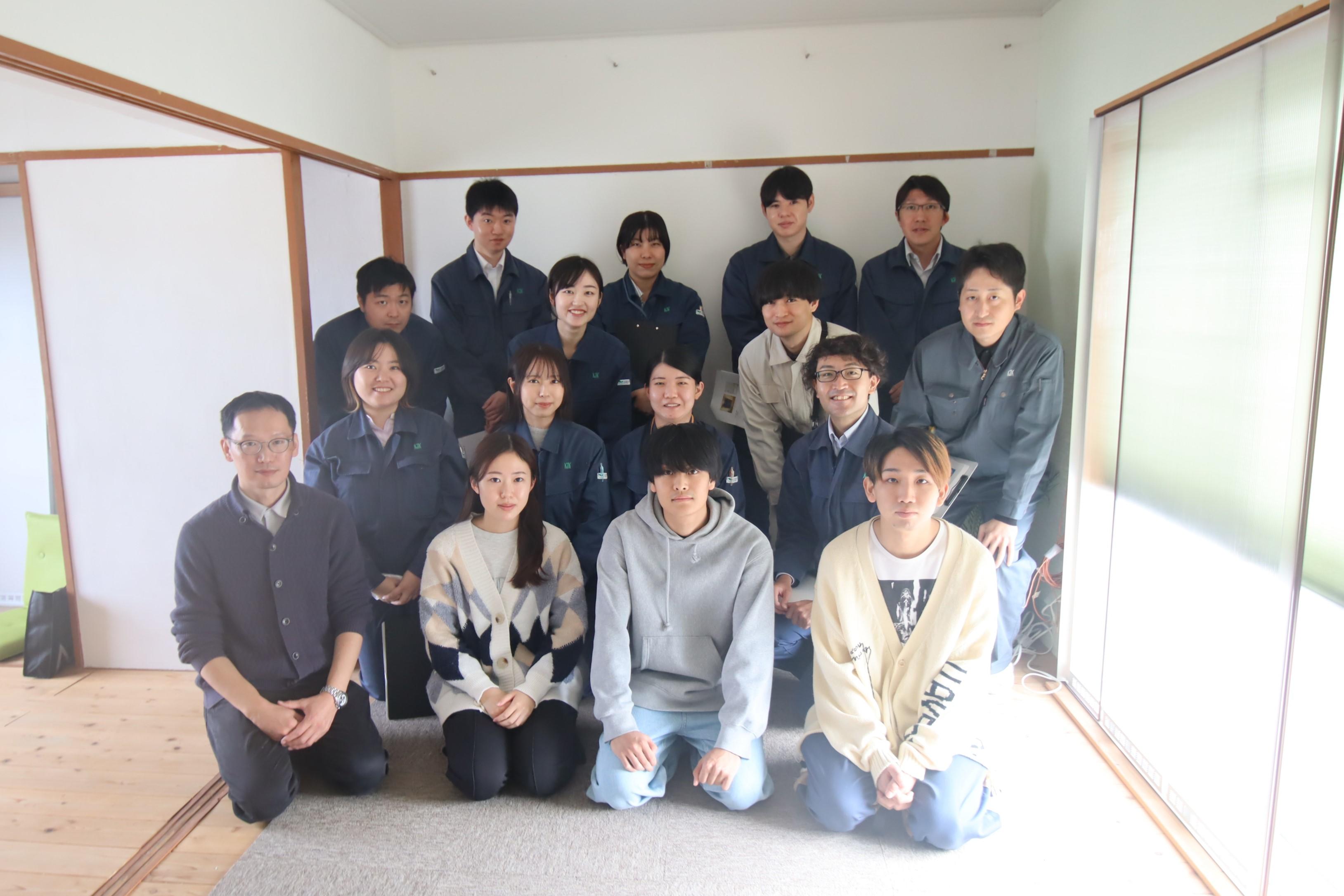 13工芸大改修住戸見学.JPG