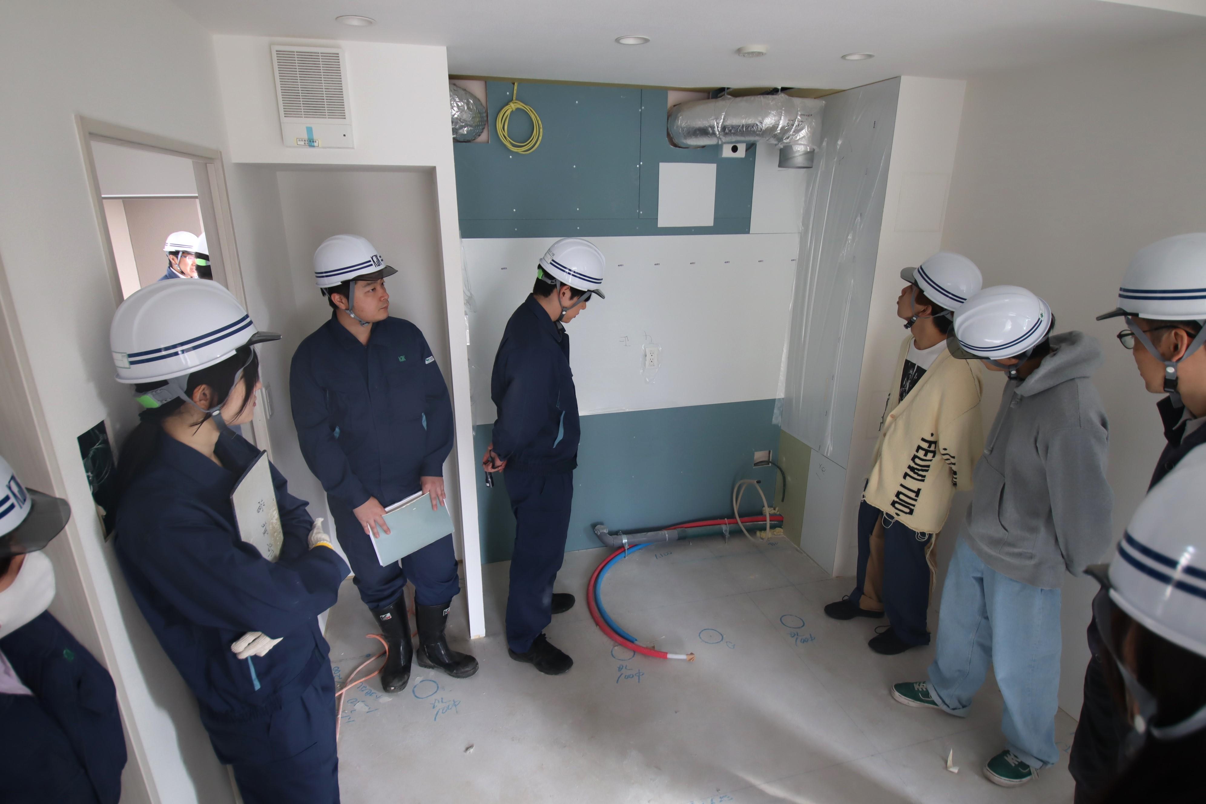 05フロール緑が丘見学.JPG